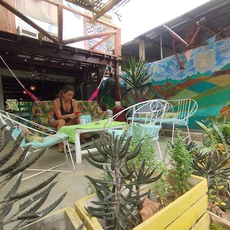 Wiracocha Hostal Máncora Eksteriør bilde