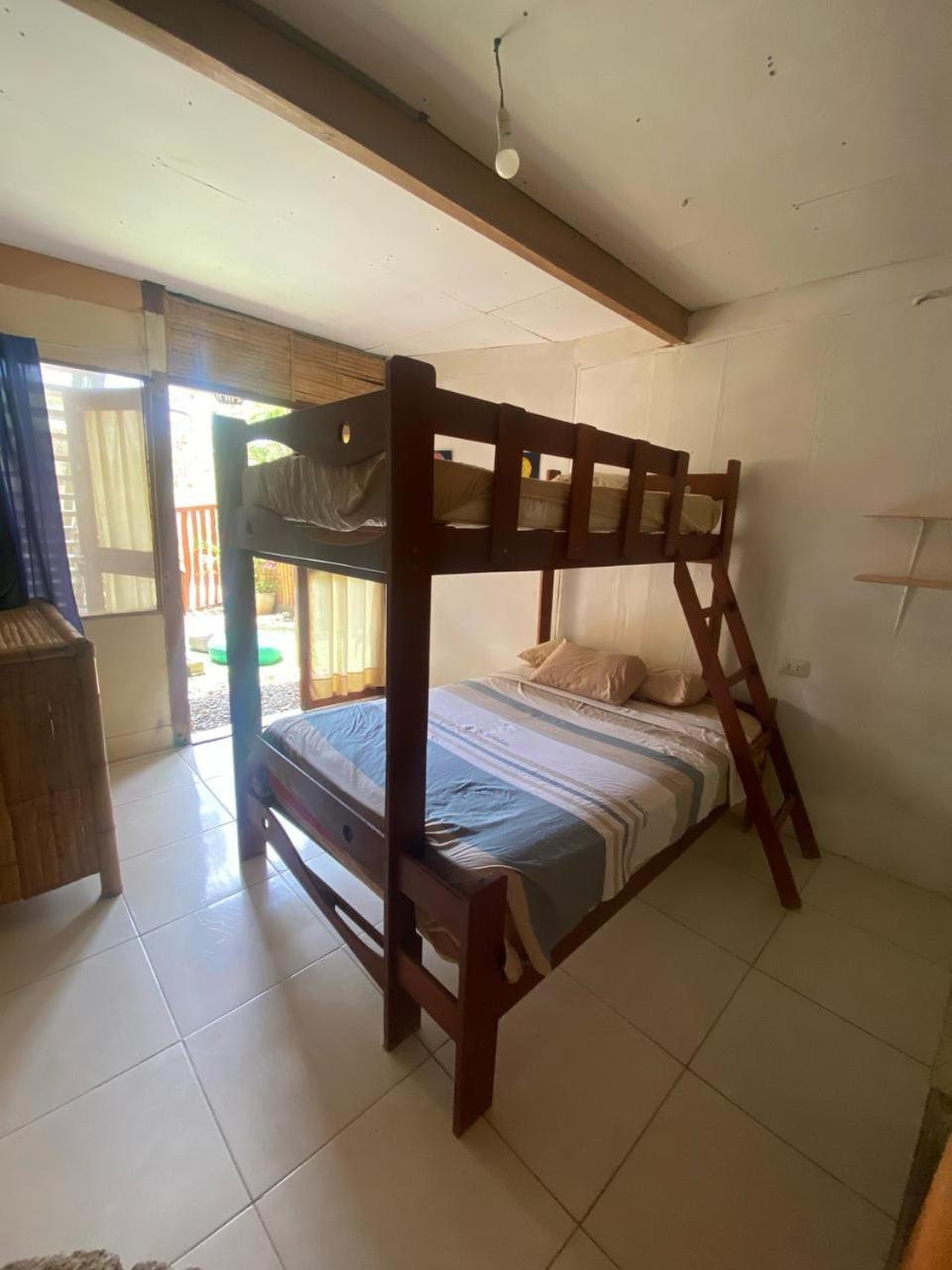 Wiracocha Hostal Máncora Eksteriør bilde